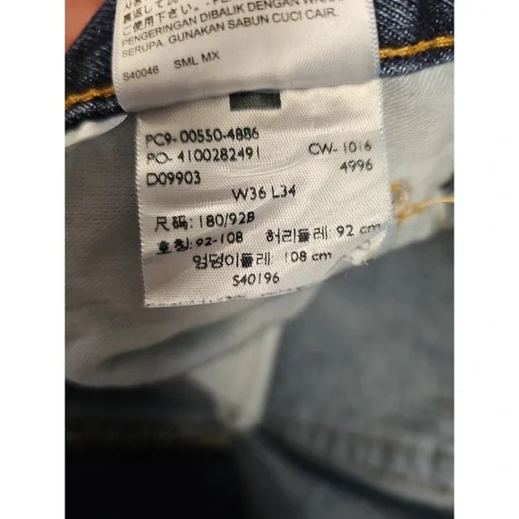 Levis 550 Mens 36x34 Relaxed Fit Straight Leg Cotton EUC - Picture 6 of 6